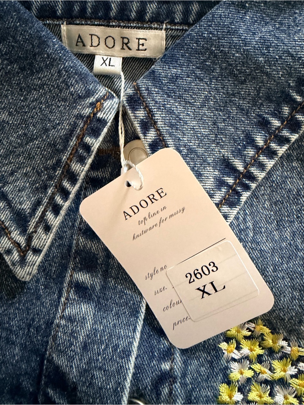 Adore XL Floral Embroidered Denim Jacket Boutique Statement Piece NWT - Picture 15 of 16